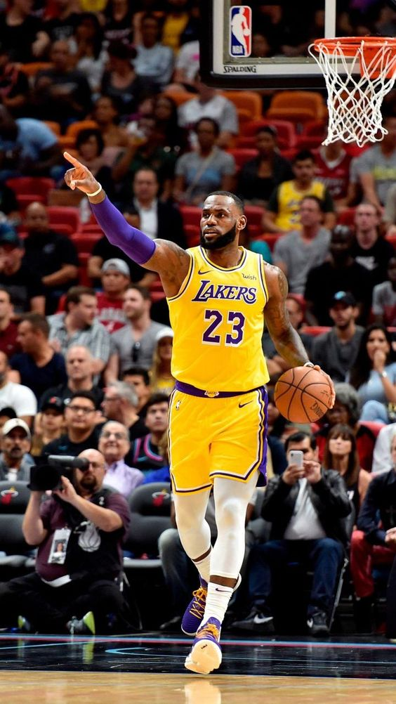 images/LebronJames.png